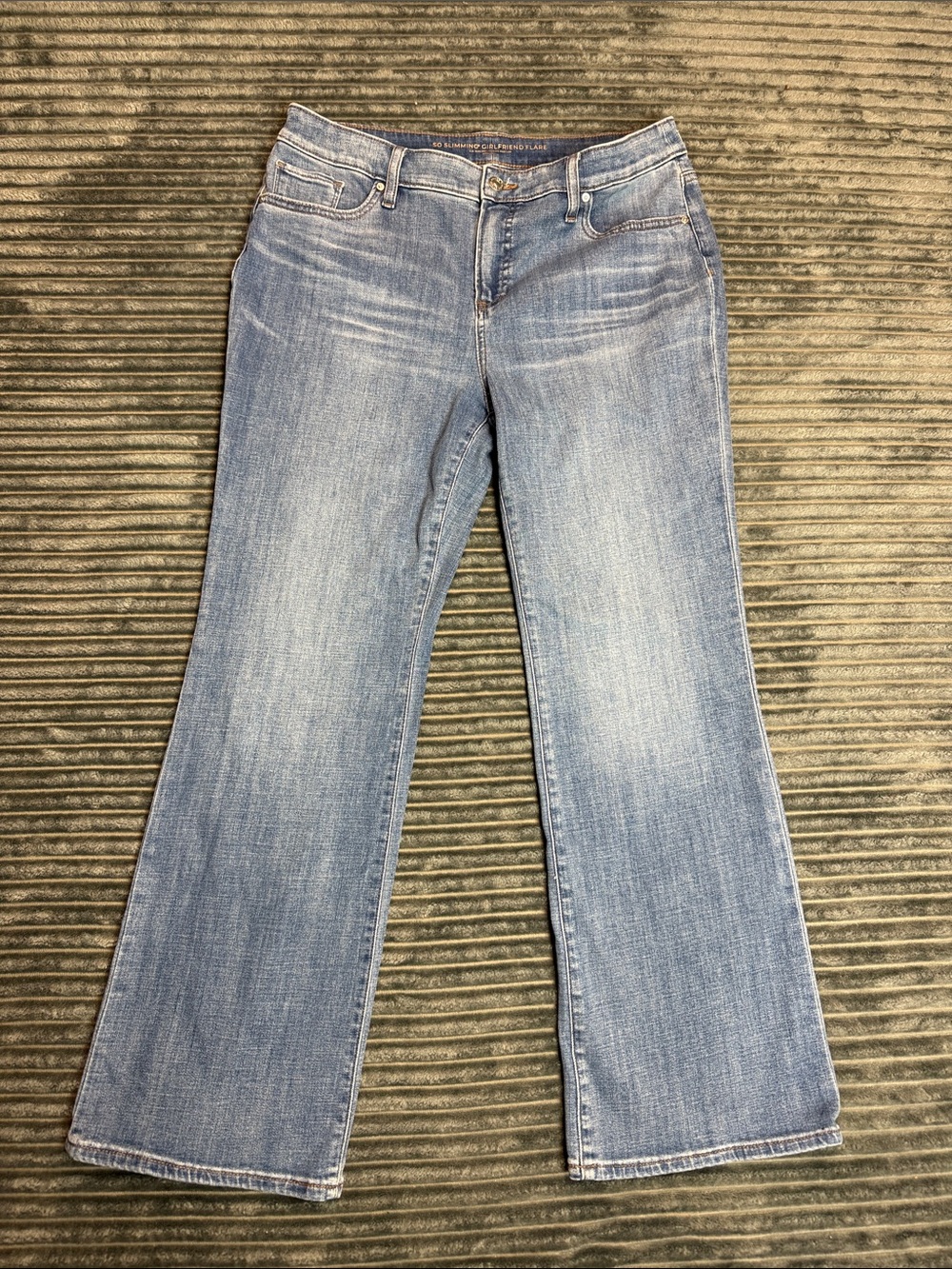 Chico’s Slimming Light Wash Women’s Jeans - Girlfriend Flare 10P